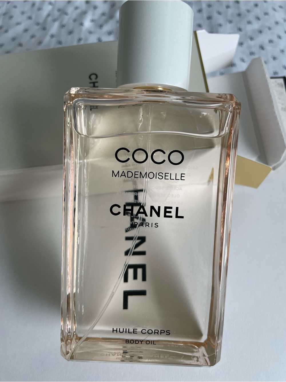 CHANEL Coco Mademoiselle Body Oil - White and Gold Packaging